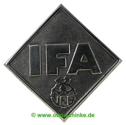 Frontemblem IFA F 8